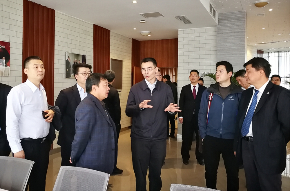 中航集团通航办主任孙兵一行莅临通飞公司进行考察